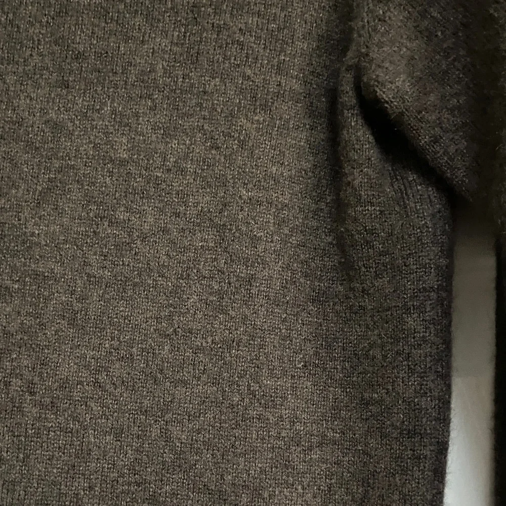 Quince Rich Brown Cashmere Turtleneck Sweater - Picture 6 of 10
